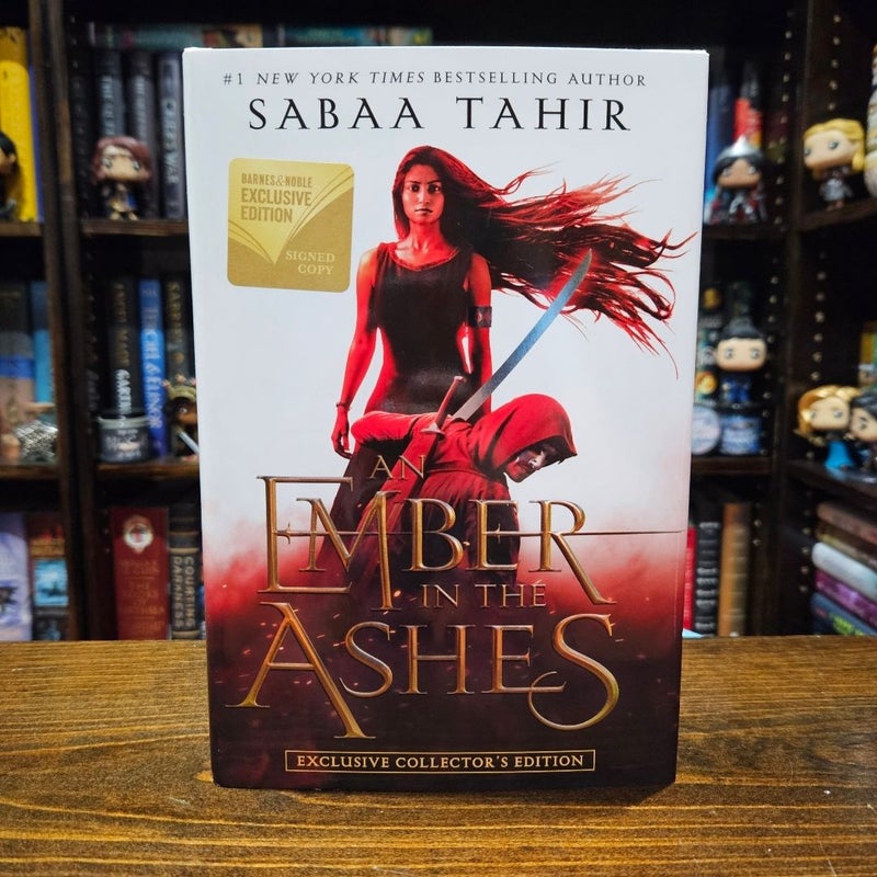 An Ember in the Ashes [Barnes & Noble Exclusive Edition]