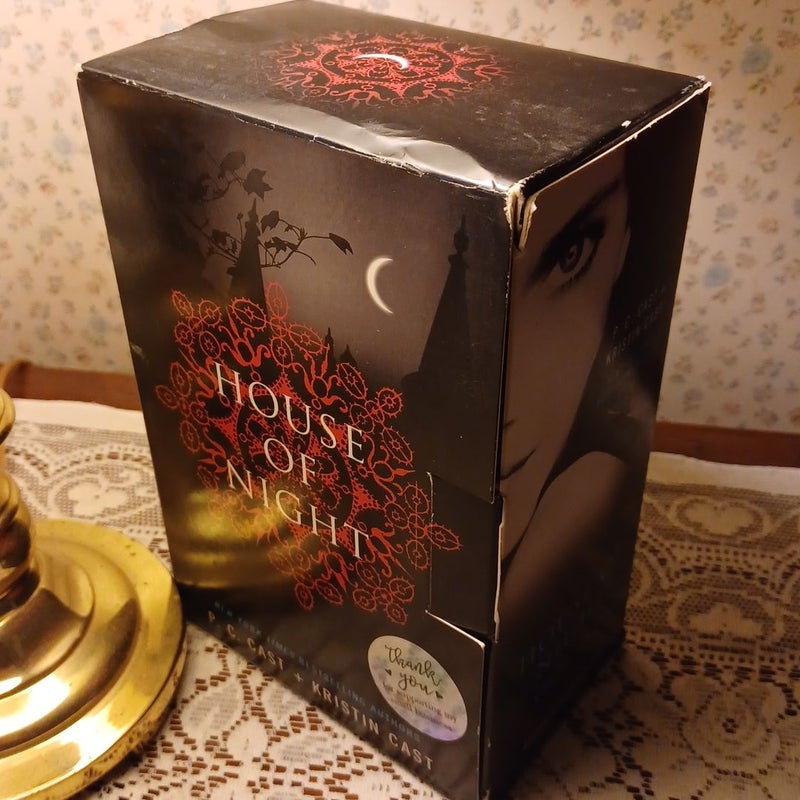 House of Night TP Boxed Set (books 1-4)