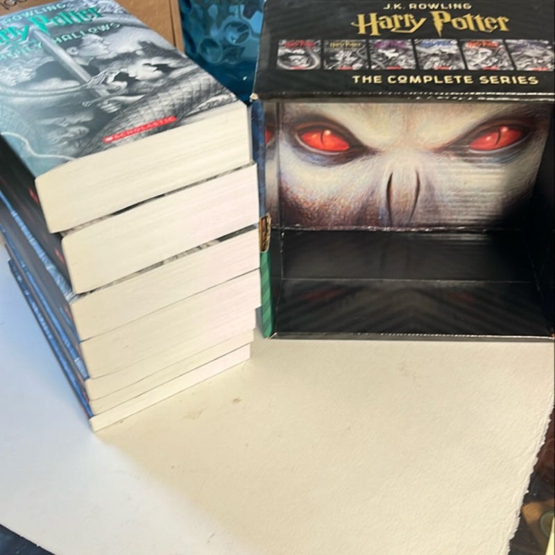 Harry Potter Books 1-7 Special Edition Boxed Set