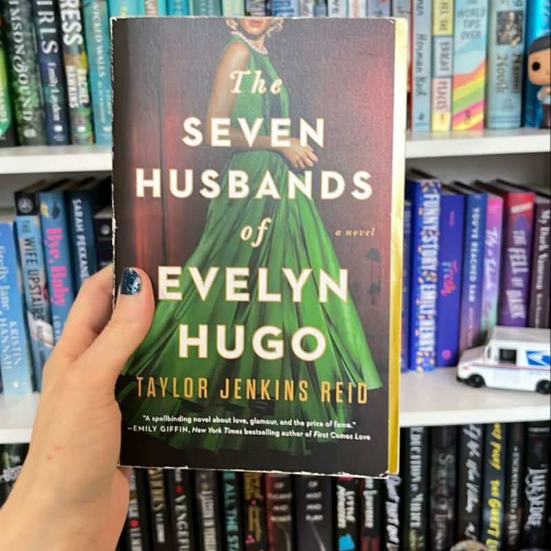 The Seven Husbands of Evelyn Hugo Original Cover 