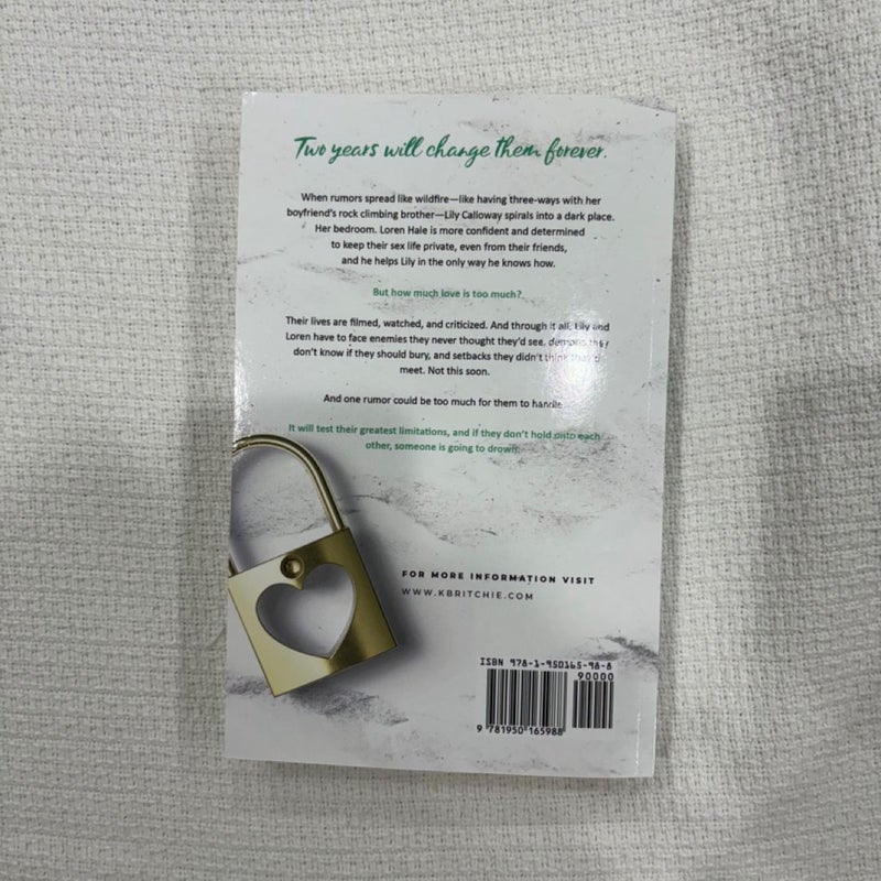 INDIE paperback Thrive 