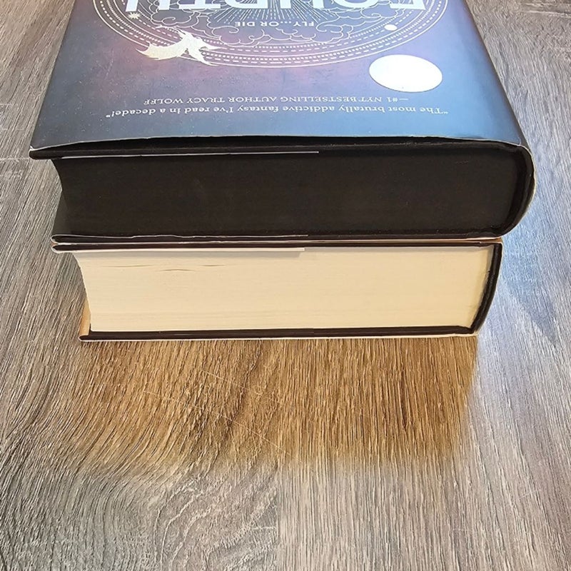 Fourth Wing Holiday Special Edition and Iron Flame Hardcover Bundle