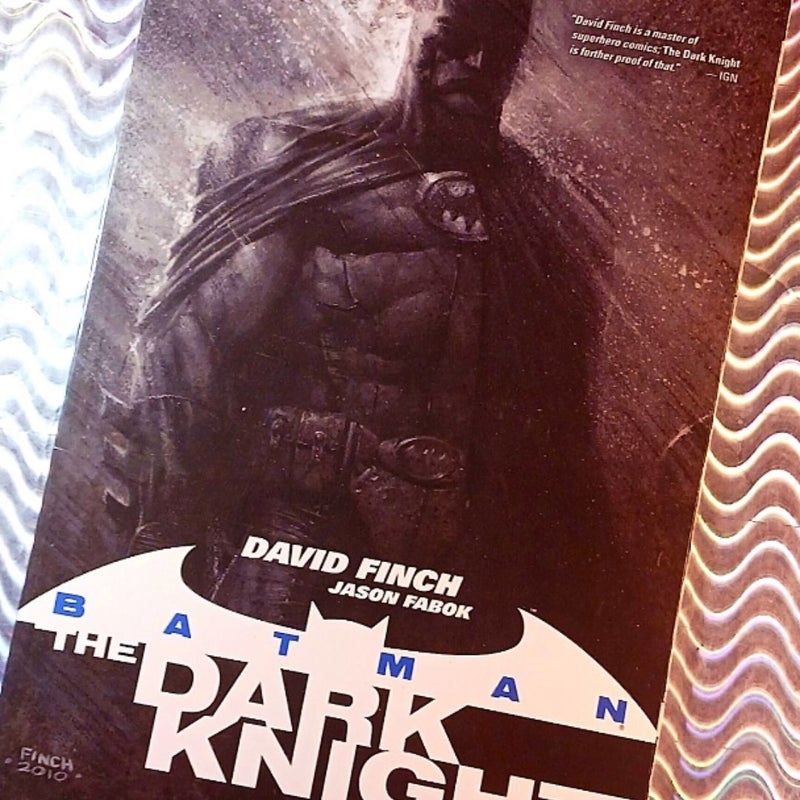 
Batman: The Dark Knight: Golden Dawn