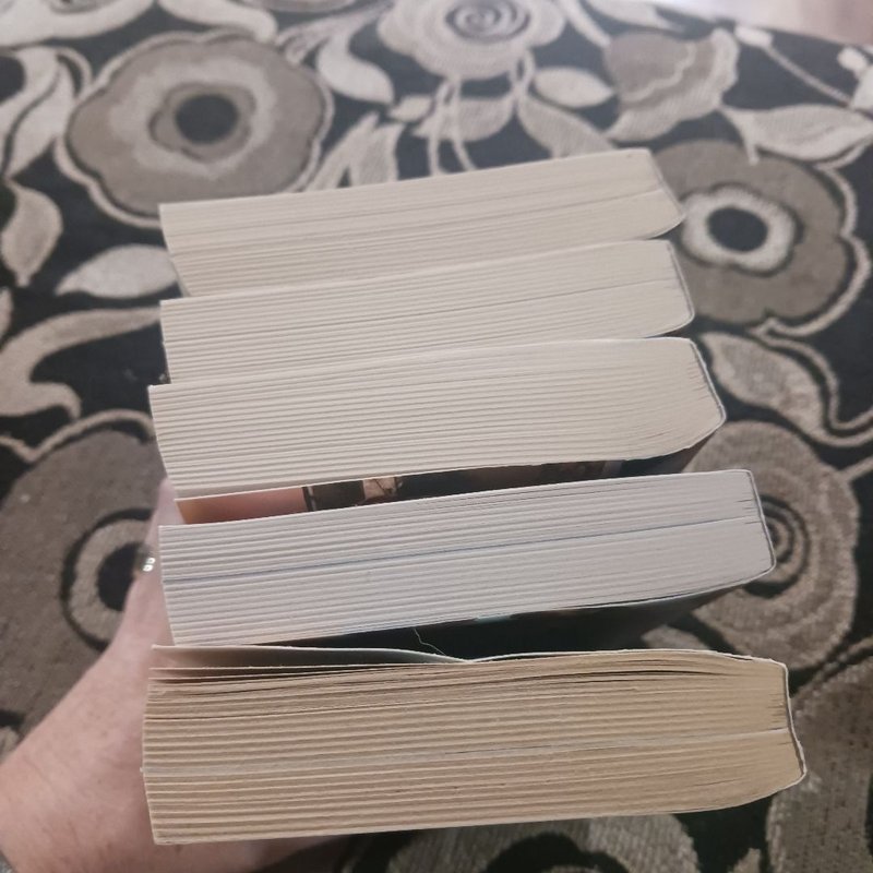 5 Harlequin Special Edition Books