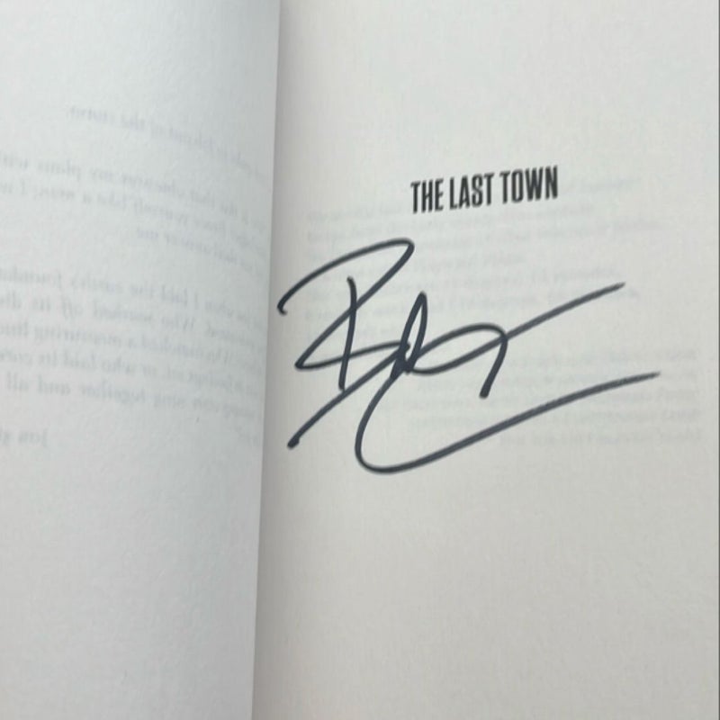 SIGNED Wayward Pines Trilogy