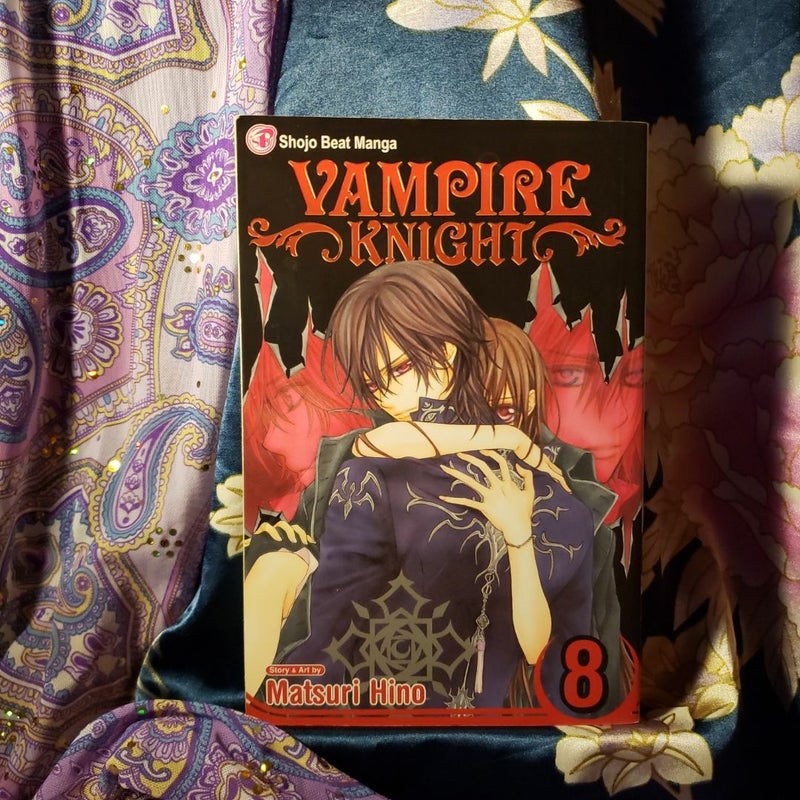 Vampire Knight, Vol. 8