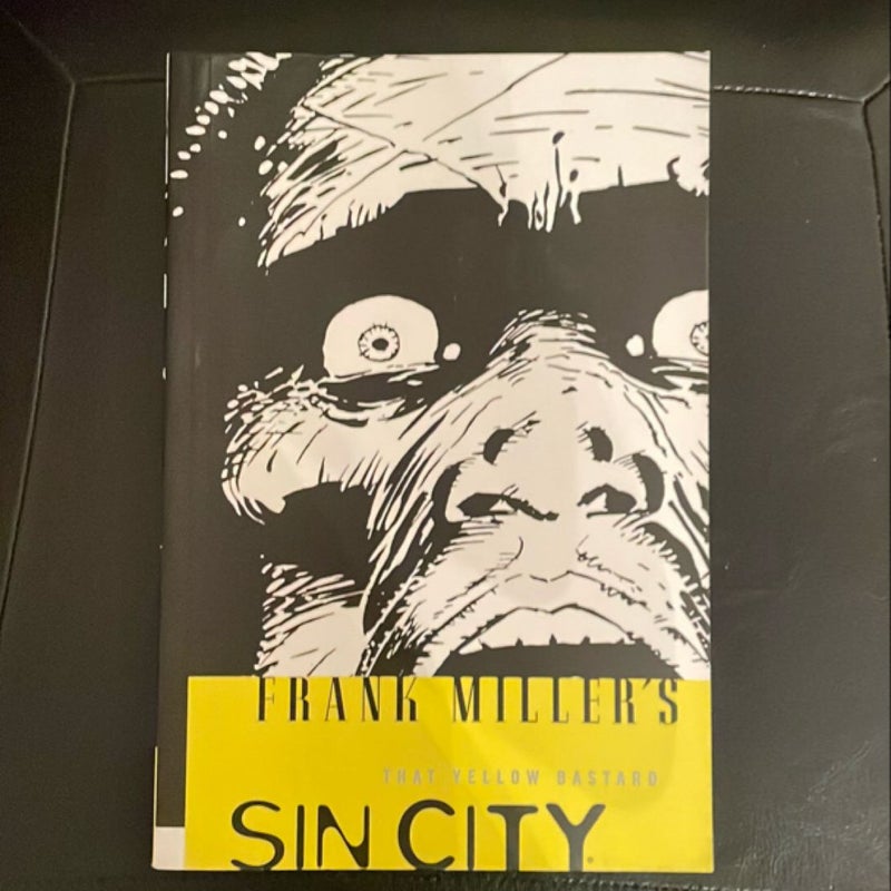 Frank Miller's Sin City Volume 4: That Yellow Bastard 3rd Edition