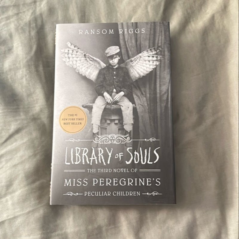 Miss Peregrine's Peculiar Children Boxed Set