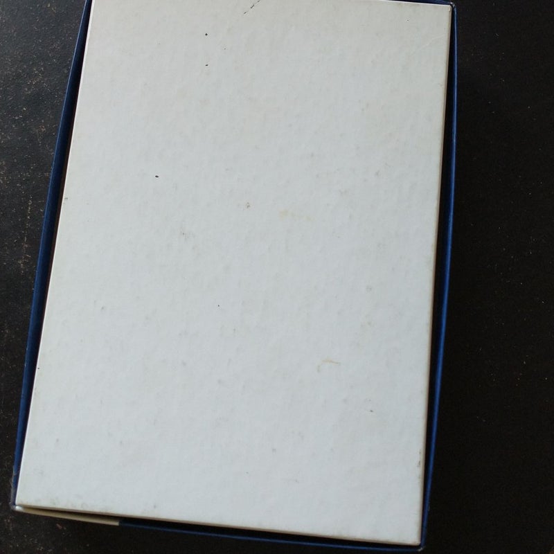 The NKJV Study Bible by Earl D. Radmacher, Paperback Pangobooks