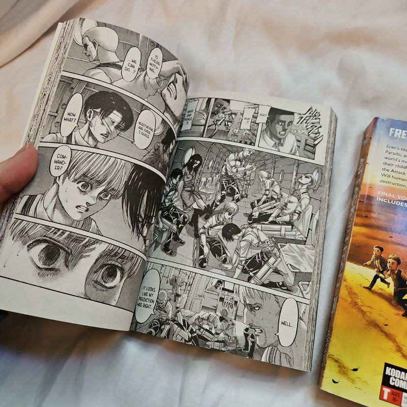 Attack on Titan 33 + 34 - 2 book bundle