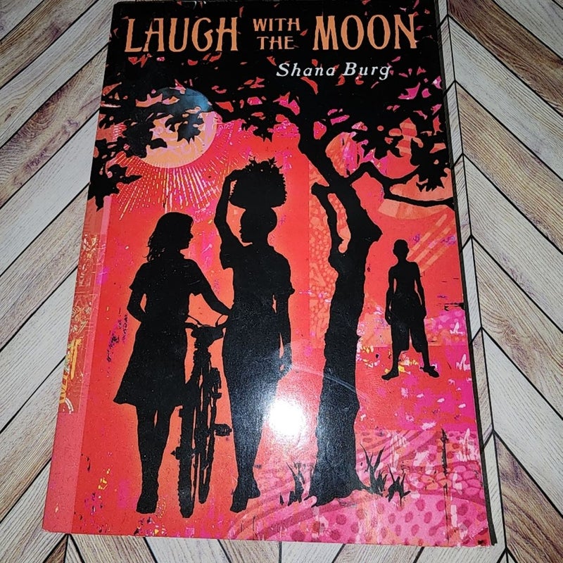 Laugh with the Moon