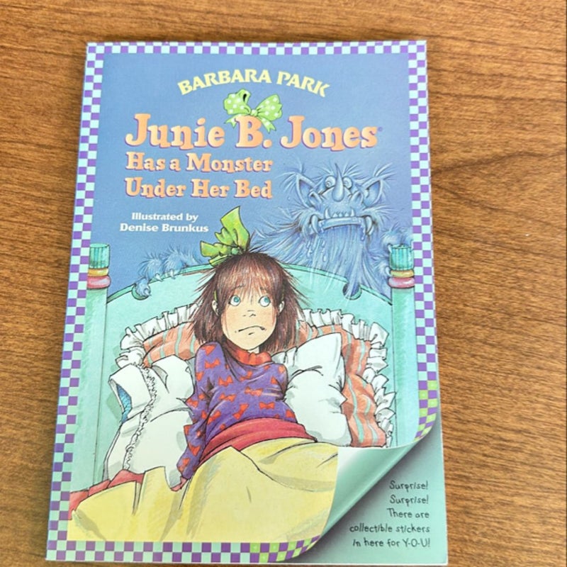 Junie B. Jones #8: Junie B. Jones Has a Monster under Her Bed