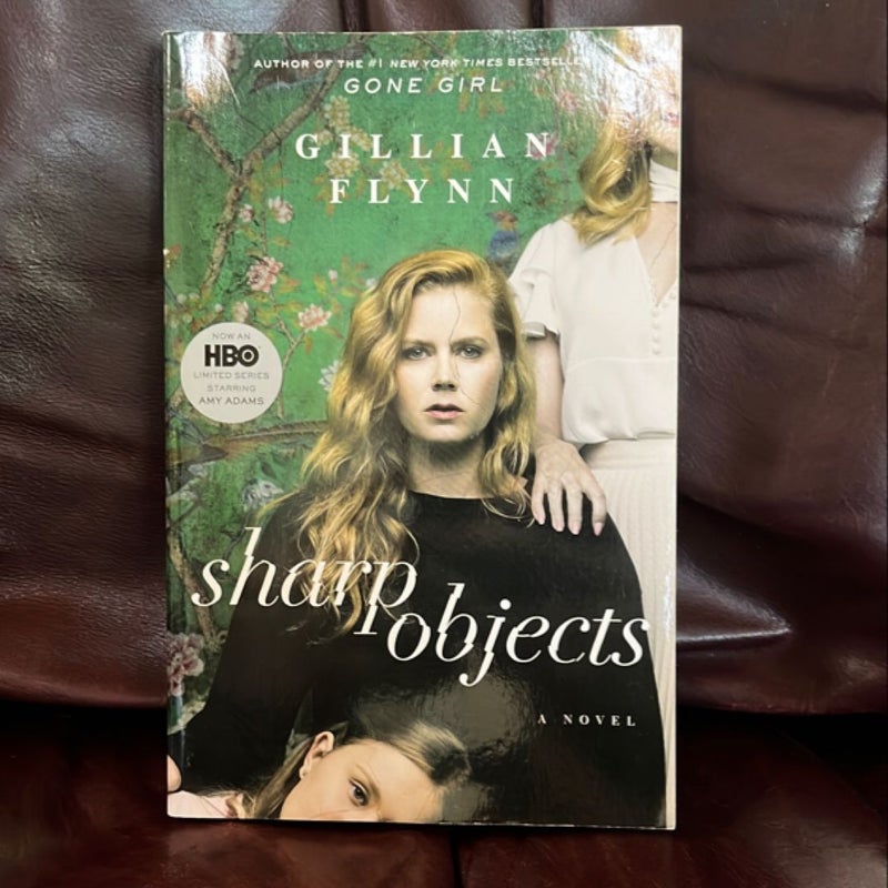 Sharp Objects (Movie Tie-In)