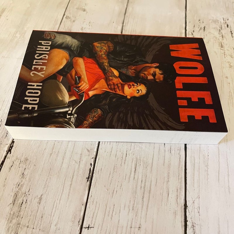 HAND SIGNED ✨ Wolf. e