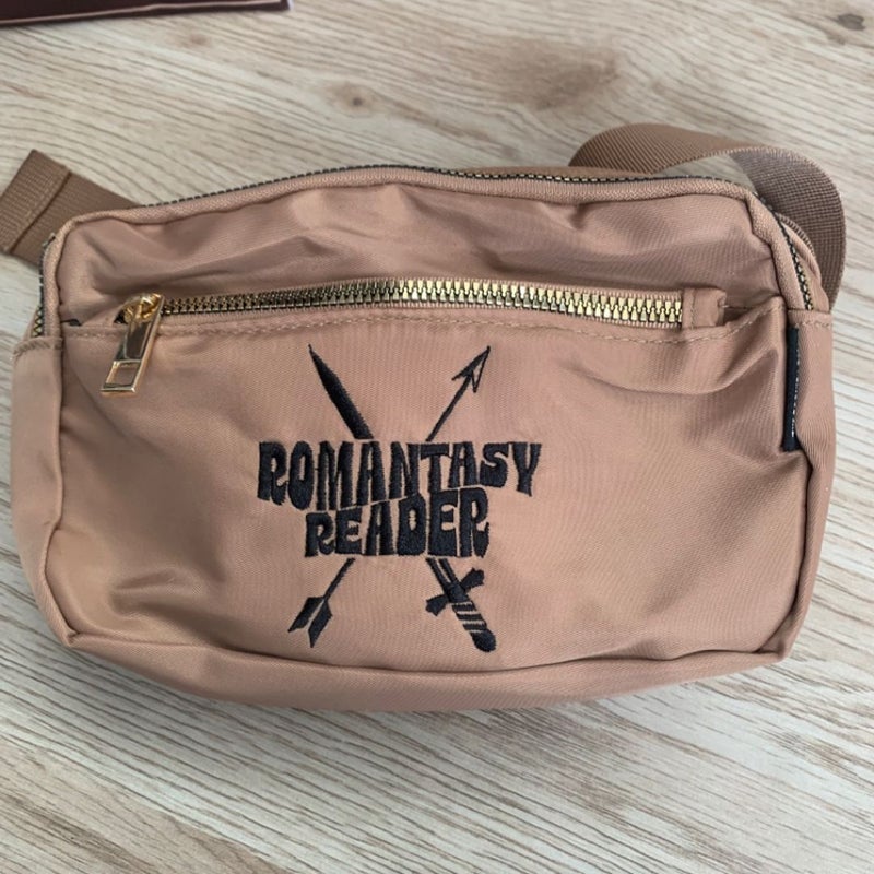 Bookish box Blood and ash crossbody bag