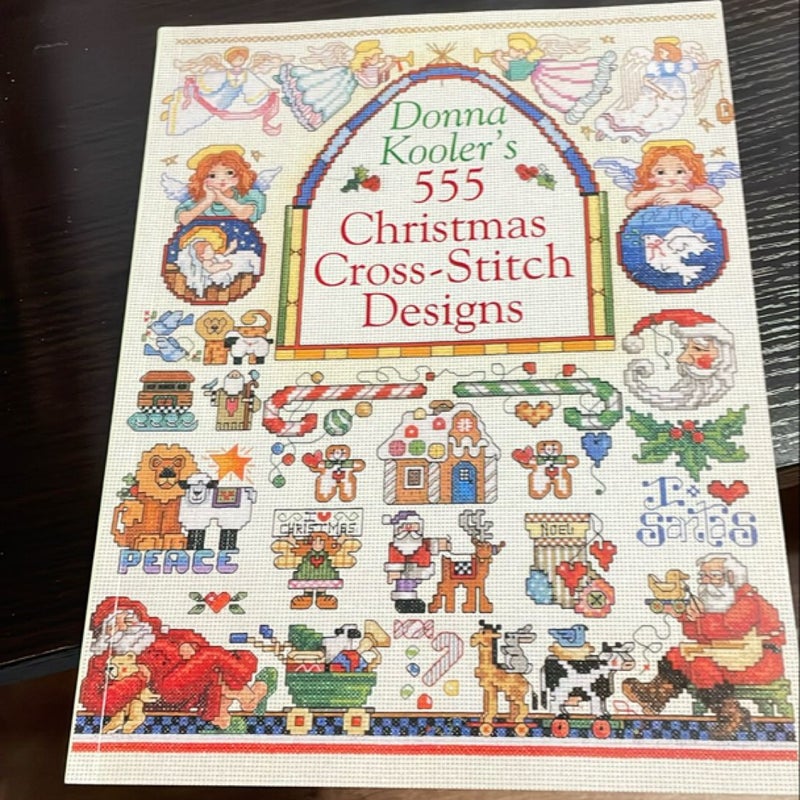 Donna Kooler's 555 Christmas Cross-Stitch Designs