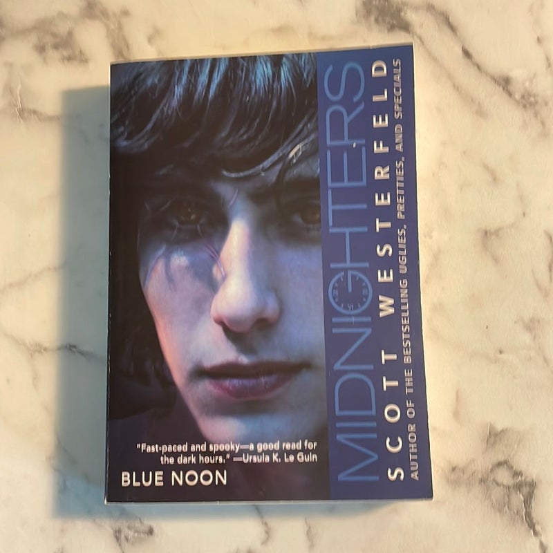 Midnighters #3: Blue Noon