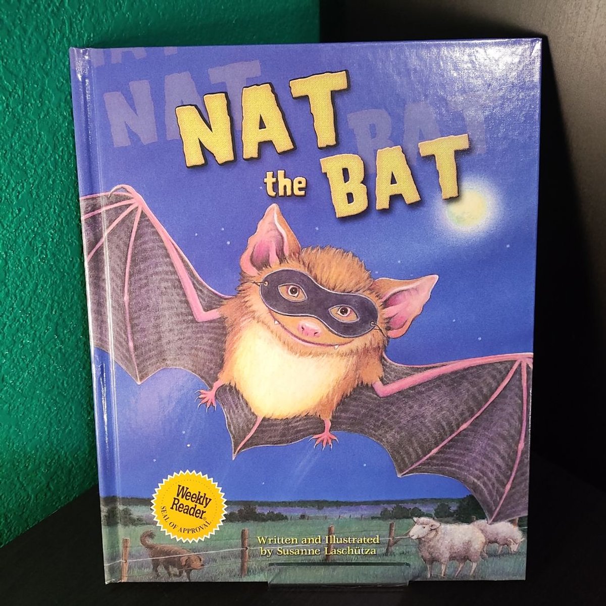 Nat the Bat by Susanne Laschutza, Hardcover | Pangobooks