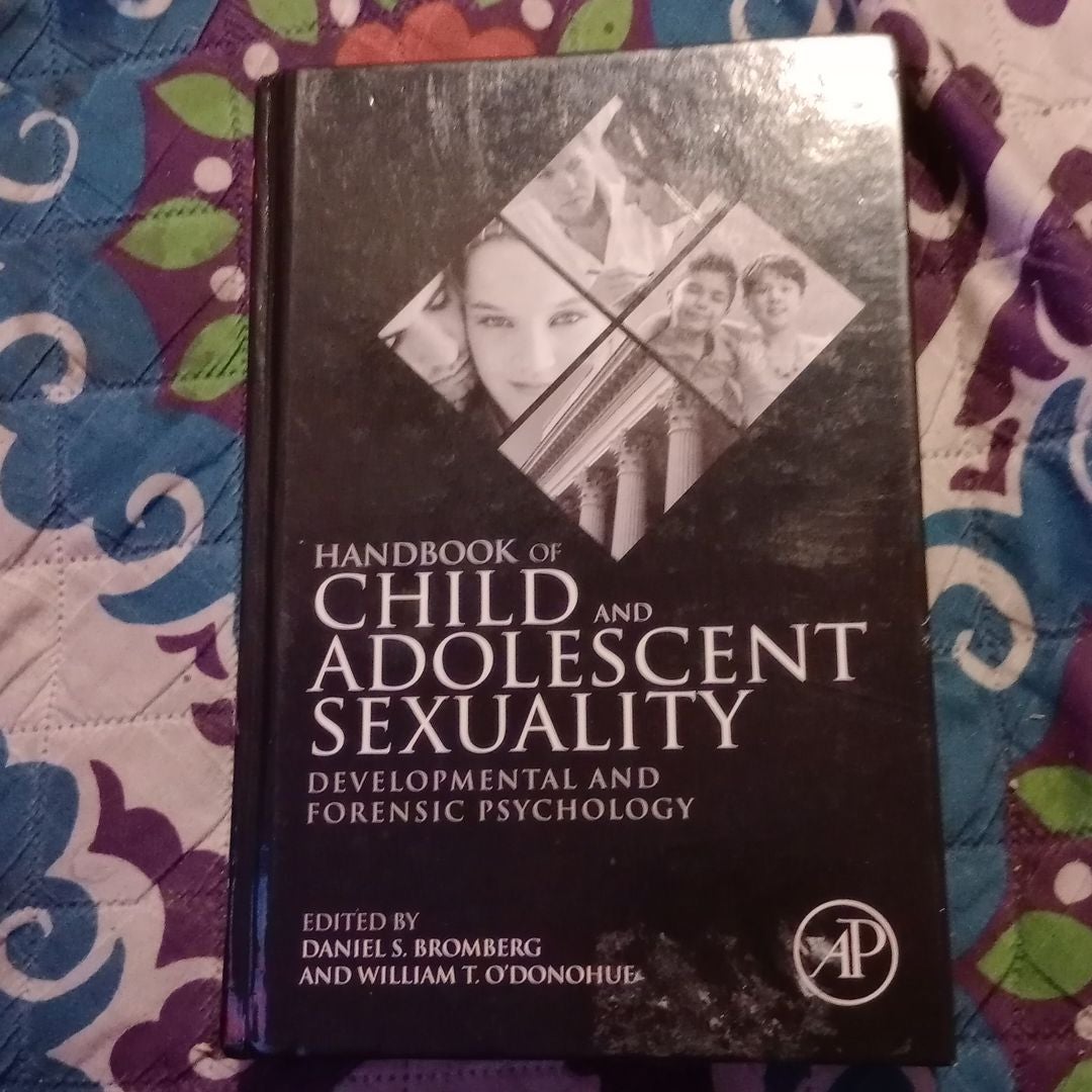 Adolescent　Handbook　S.　Hardcover　of　by　Bromberg,　and　Child　Daniel　Sexuality　Pangobooks