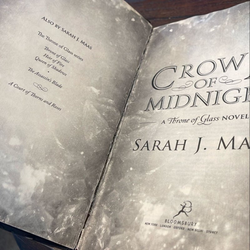 Crown of Midnight OOP HARDCOVER