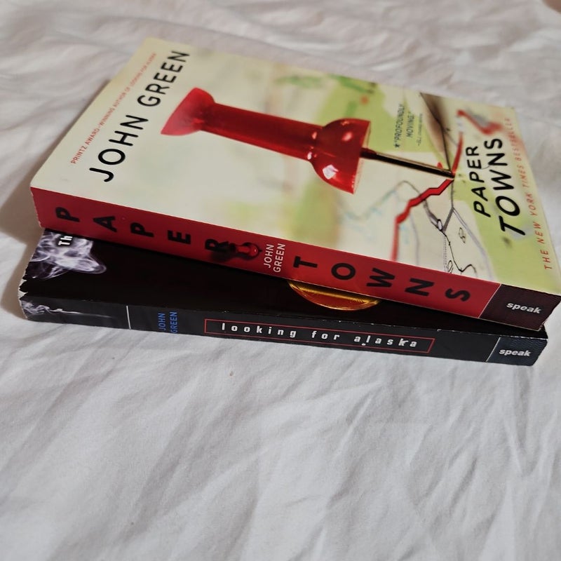 Looking for Alaska + Paper Towns - 2 book bundle