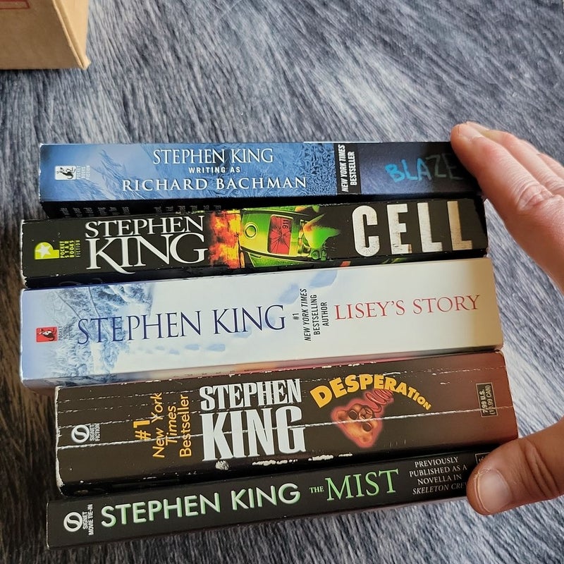 Stephen King Paperback Lot of 5