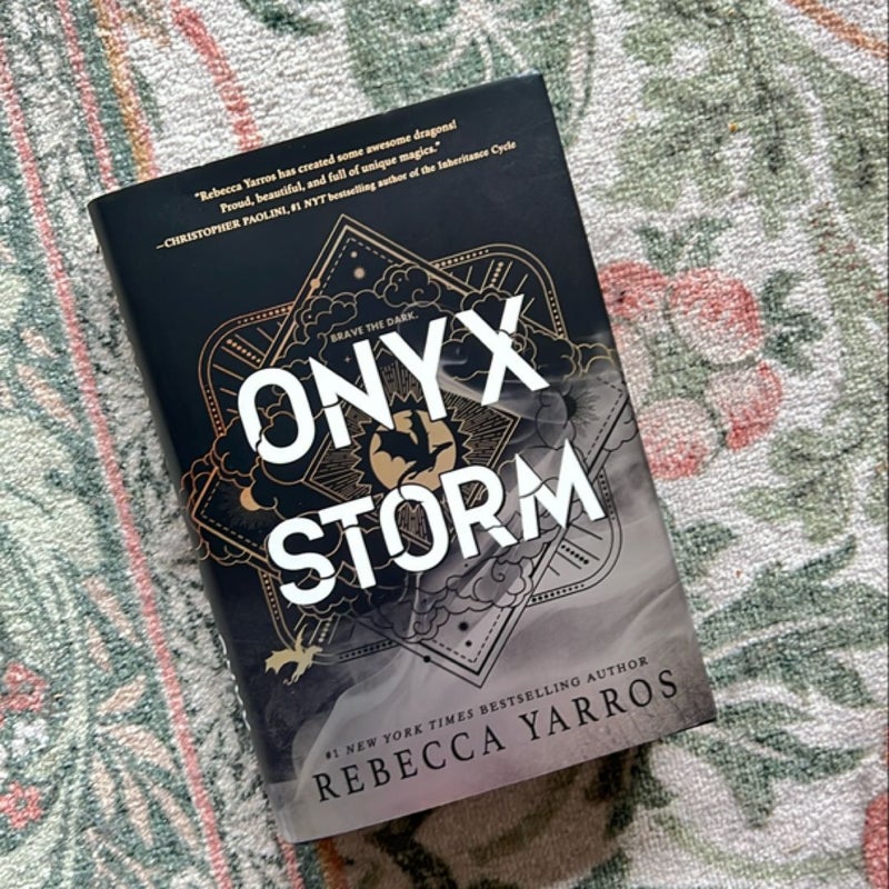 Onyx Storm (Deluxe Edition)