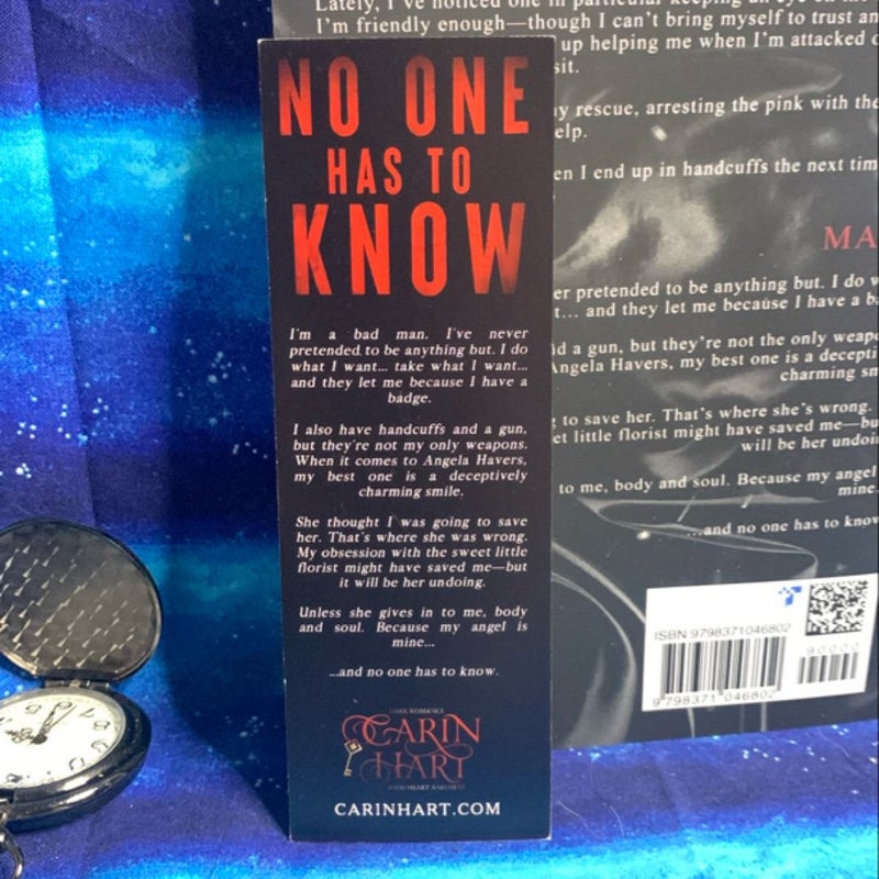 No one has to know- A Dark Romance- signed