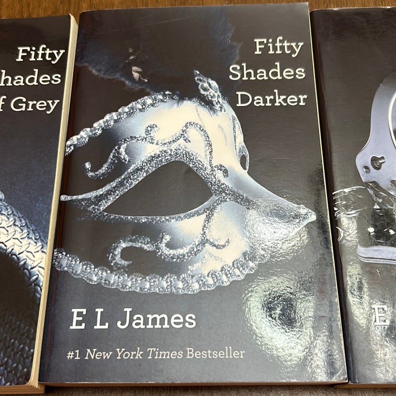 Fifty Shades of Grey Trilogy Books 1-3, Grey, and Freed