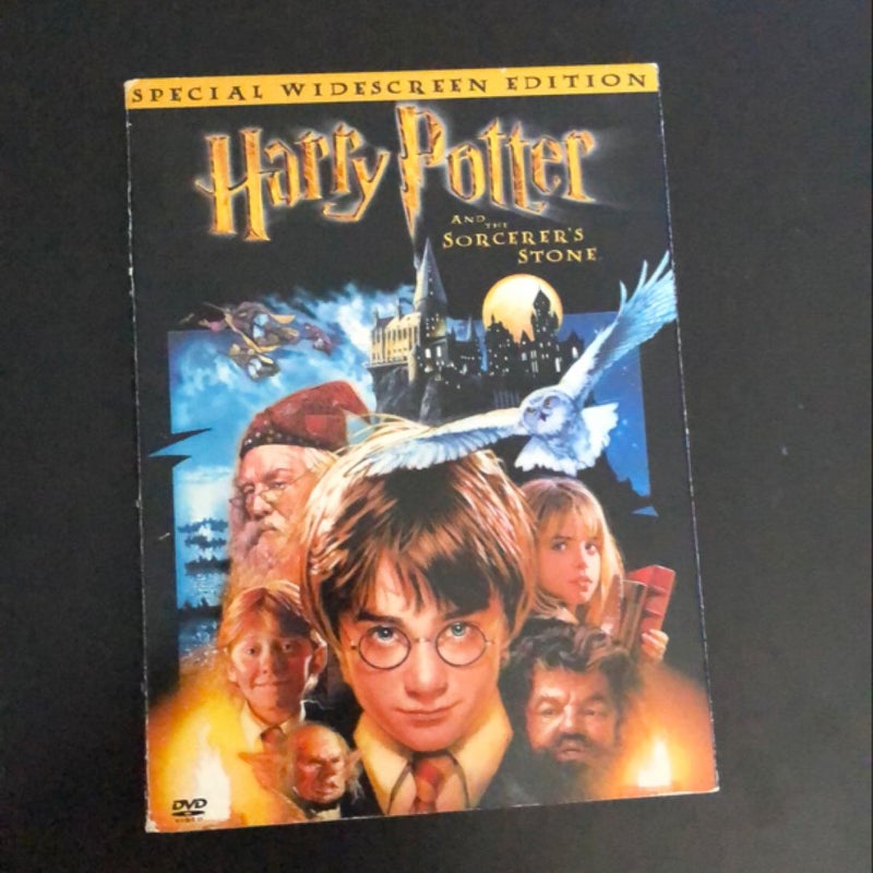 DVD  -  Harry Potter and the sorcerer’s Stone