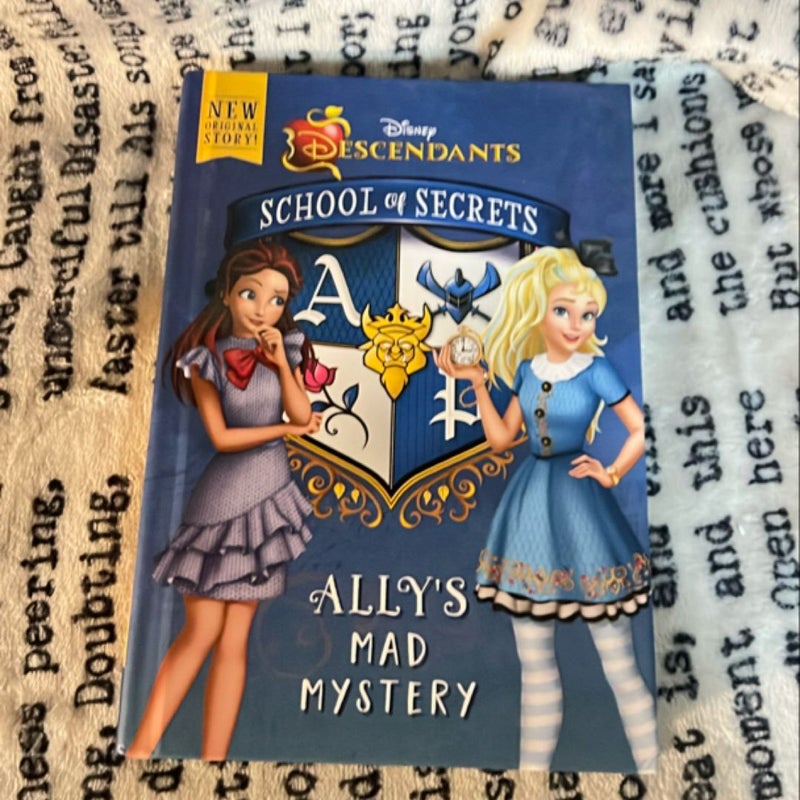 School of Secrets: Ally's Mad Mystery (Disney Descendants)