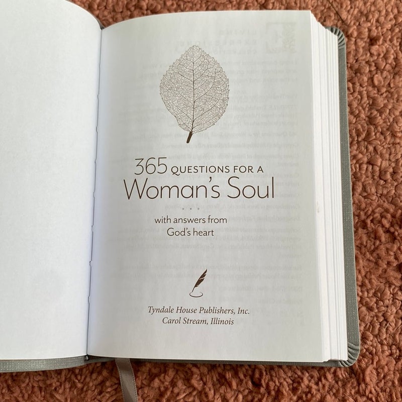 365 Questions for a Woman's Soul