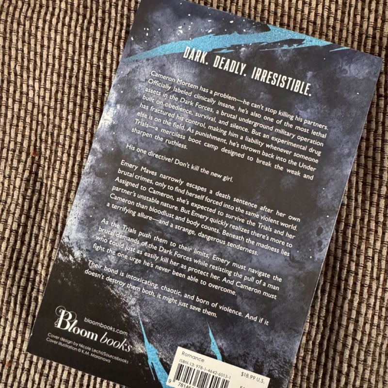 Your knife, my heart by K.M. moronova , Paperback Pangobooks