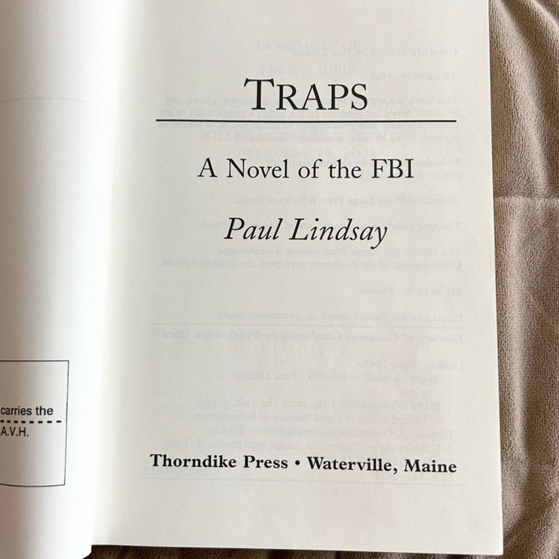 Traps Large Print Ex Lib 3565