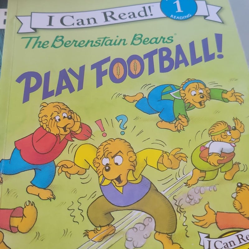 The Berenstain Bears Play Football!