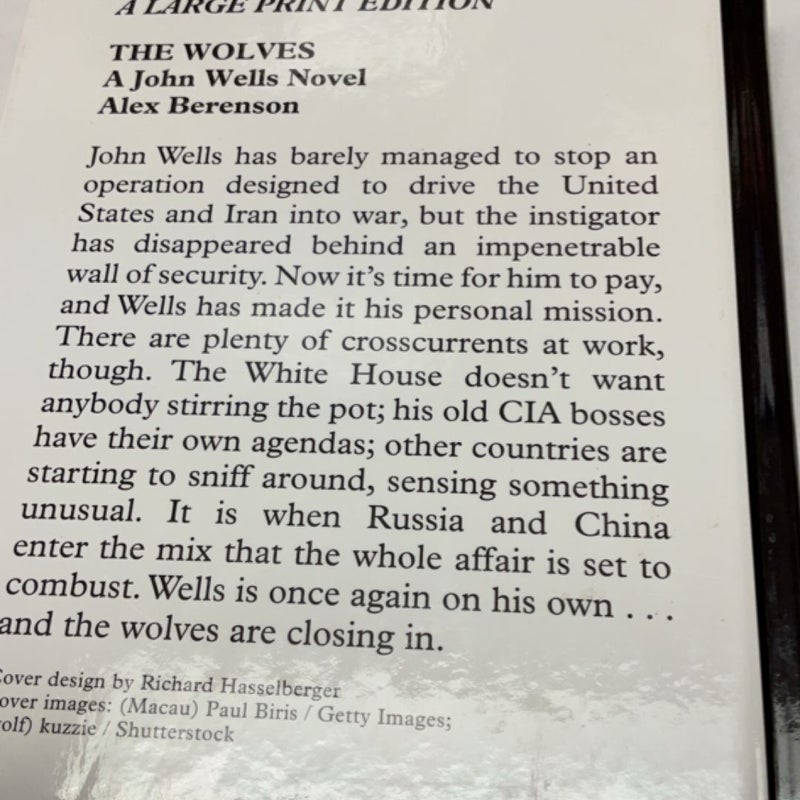 The Wolves (Large Print Edition)