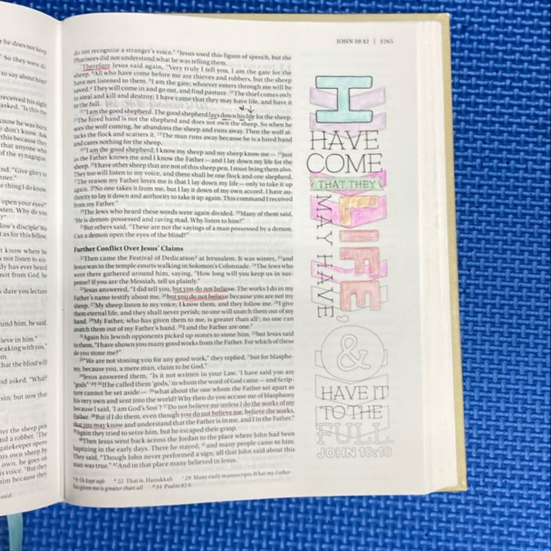 NIV, Beautiful Word Coloring Bible, Hardcover