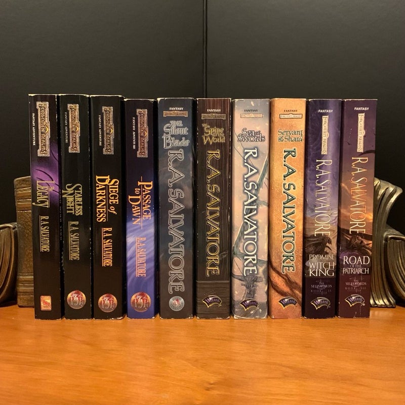 Forgotten Realms: Legend of Drizzt, 3 Complete Series: Legacy of the Drow, Paths of Darkness, Sellswords: The Legacy, Starless Night, Seige of Darkness, Passage to Dawn, The Silent Blade, The Spine of the World, Sea of Swords, Servant of the Shard, Promise of the Witch-King, Road of the Patriarch