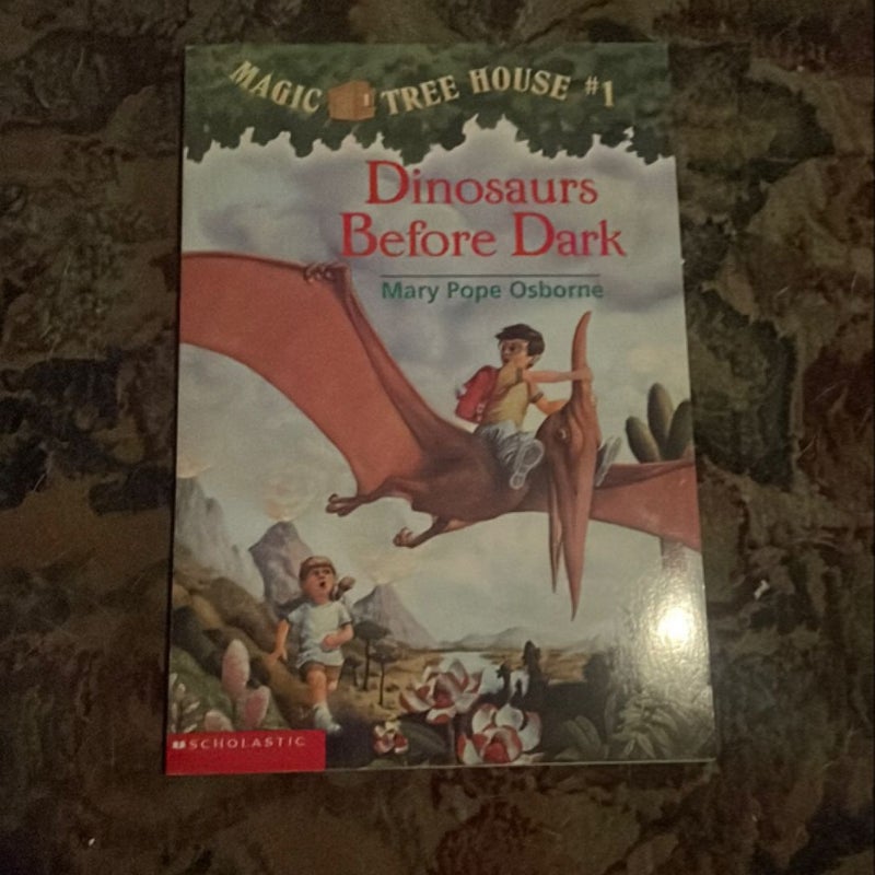 Magic Treehouse Dinosaurs After Dark