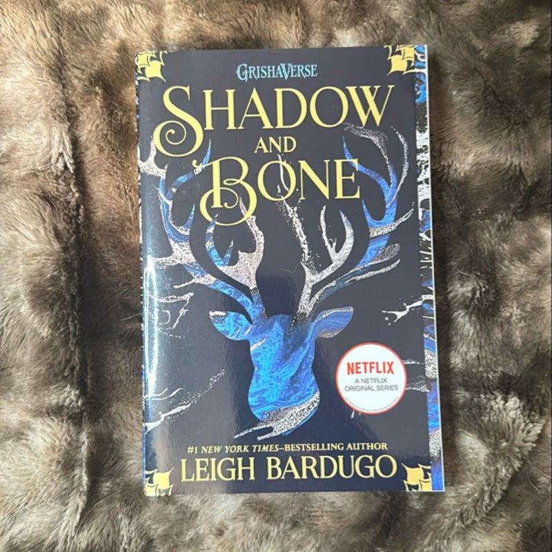 The Shadow and Bone Trilogy Boxed Set