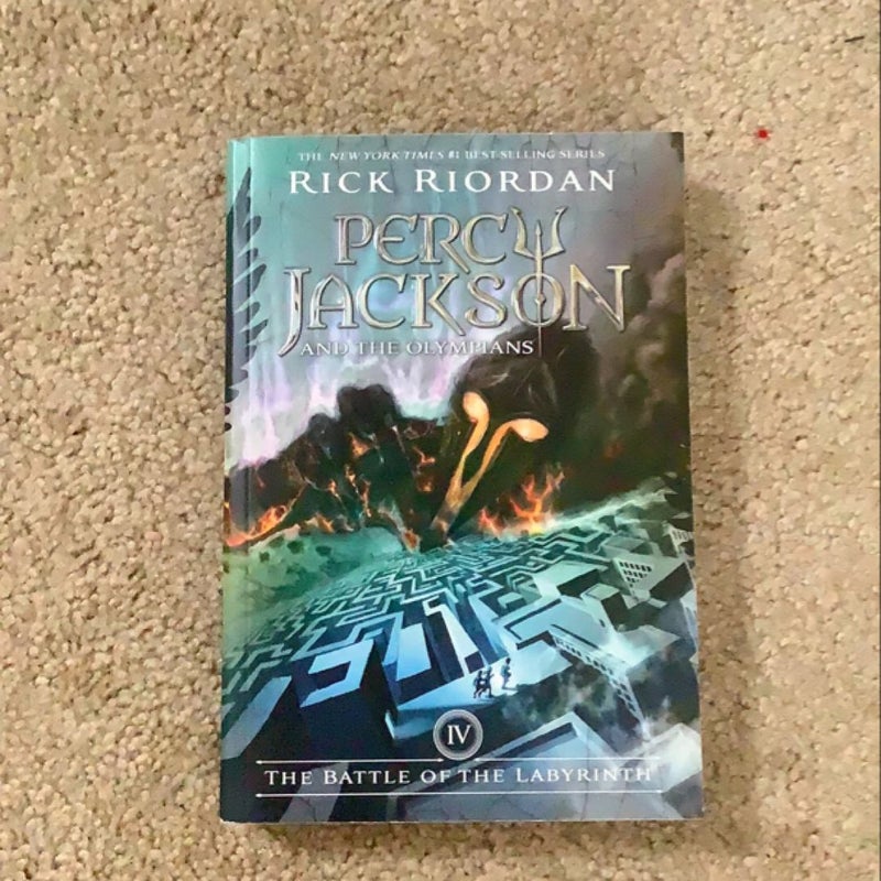 Percy Jackson and the Olympians, Book Four the Battle of the Labyrinth (Percy Jackson and the Olympians, Book Four)