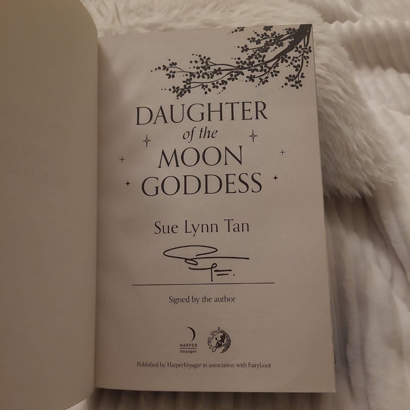 Daughter of the Moon Goddess-FAIRYLOOT