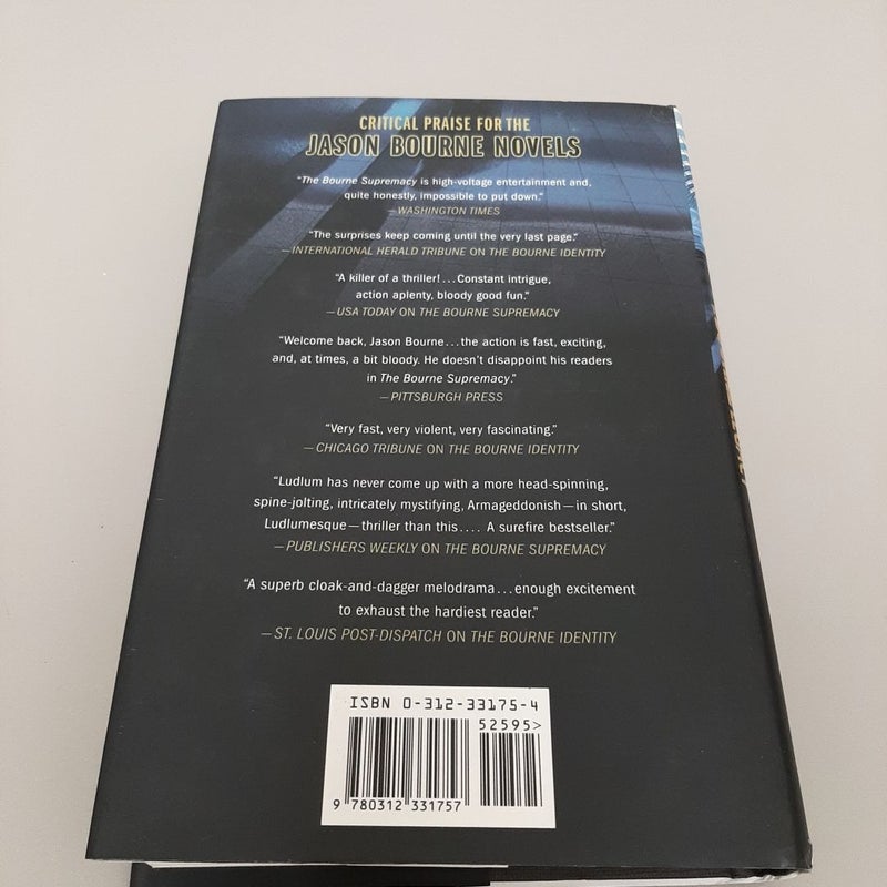 Robert Ludlum's the Bourne Legacy