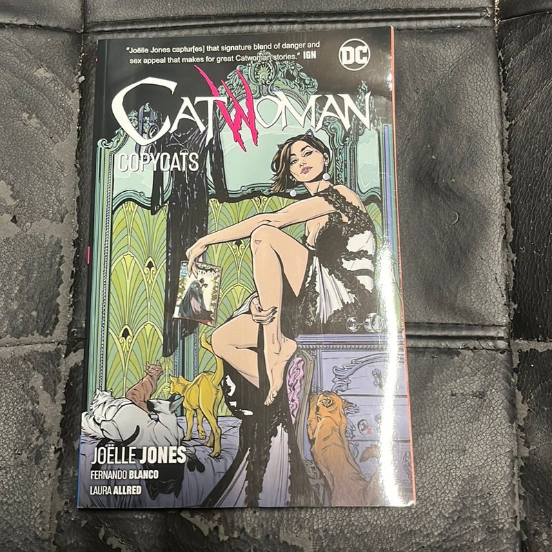 Catwoman Vol. 1: Copycats