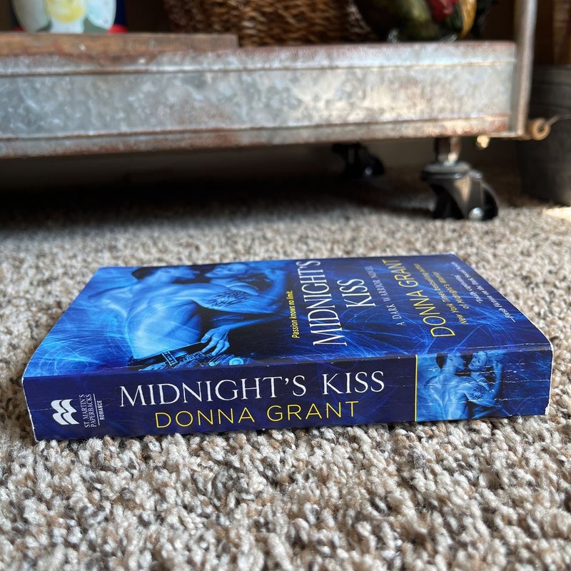 Midnight's Kiss