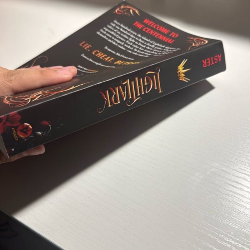 Lightlark *SINGED*(the Lightlark Saga Book 1) by , Paperback | Pangobooks