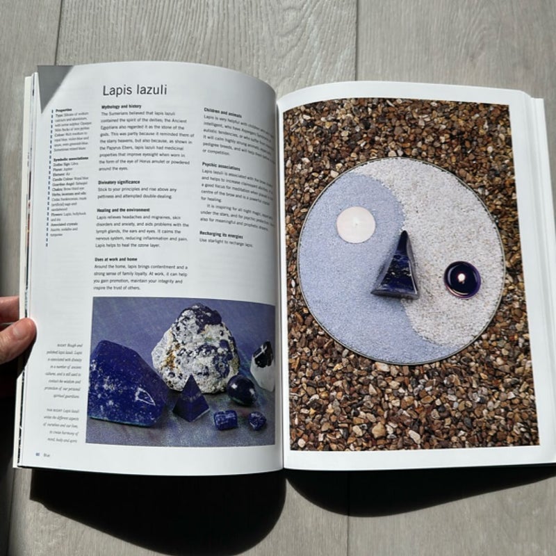 Cassandra Eason's Healing Crystals