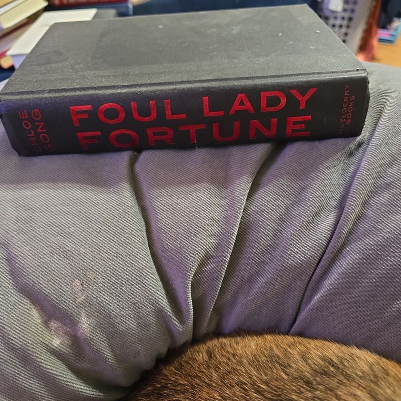 Fould lady fortune