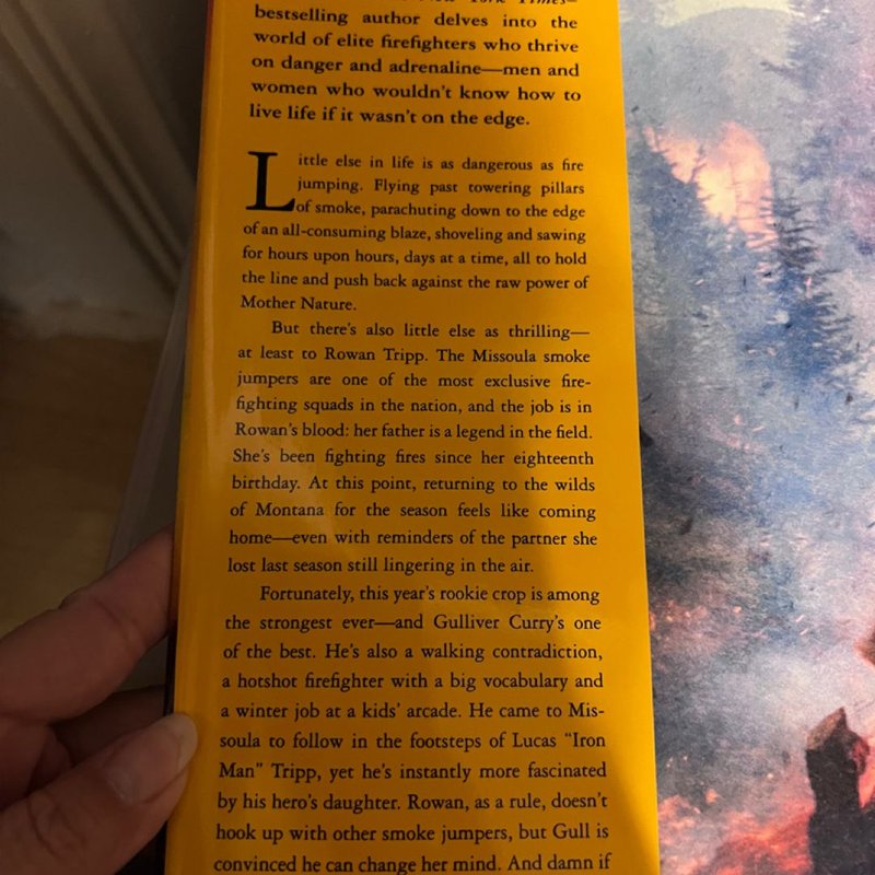 Chasing Fire by , Hardcover | Pangobooks