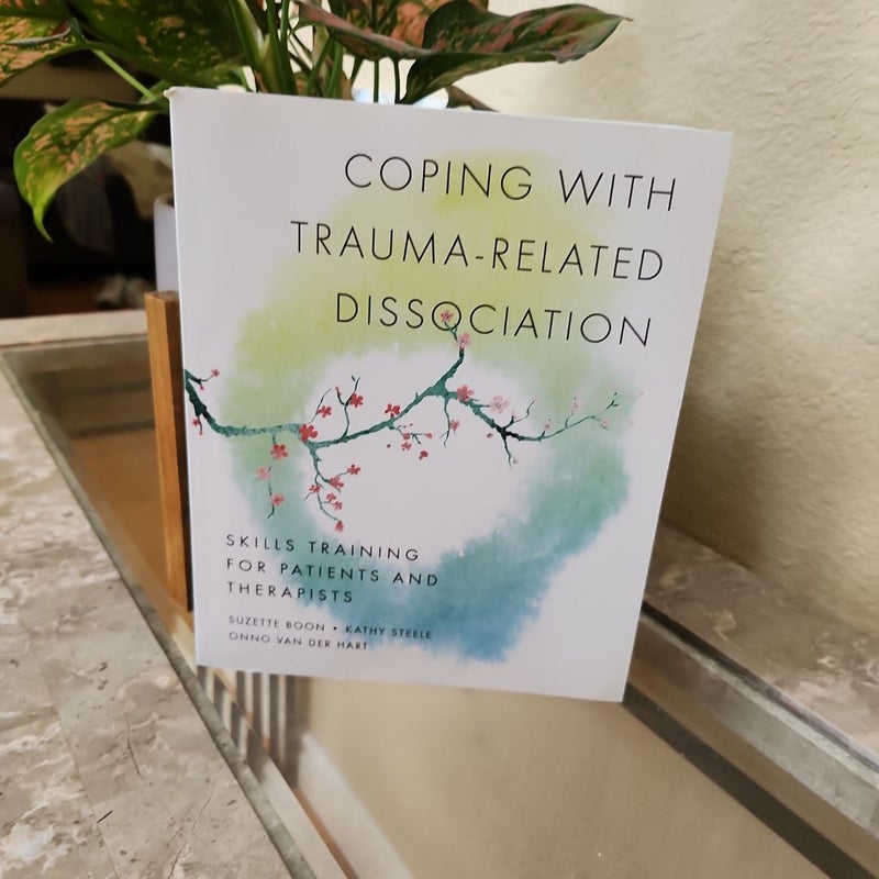 Coping with Trauma-Related Dissociation